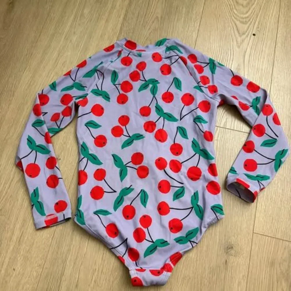 Hanna Andersson Long Sleeve Rash Guard Swimsuit size 6-7 yo 120cm